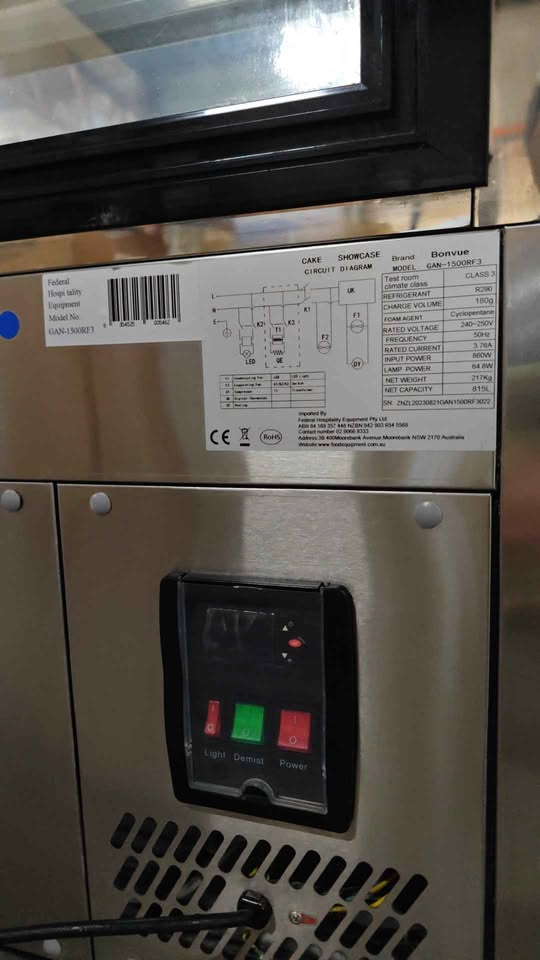 Bonvue Modern GAN-1500RF3 Cake Display