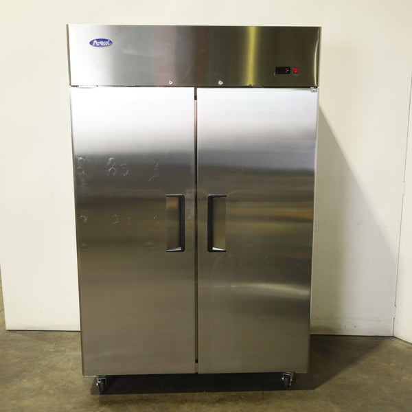 ATOSA MBF8002GR Upright Freezer