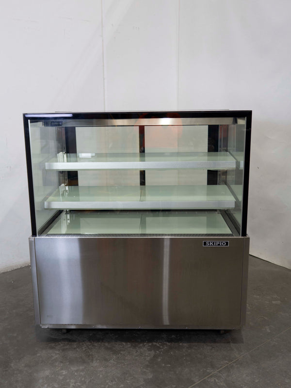 Skipio SB1200RD Cake Display