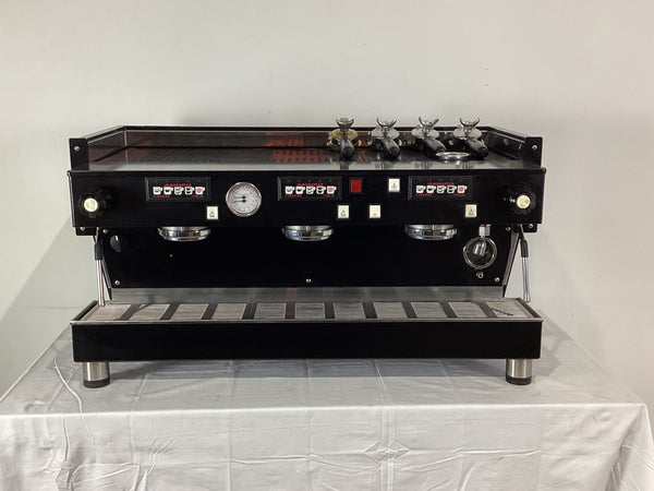 La Marzocco Linea 3AV 3 Group Coffee Machine