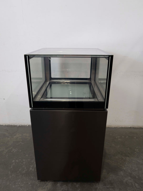 Anvil DSD0001 Single Drawer Showcase