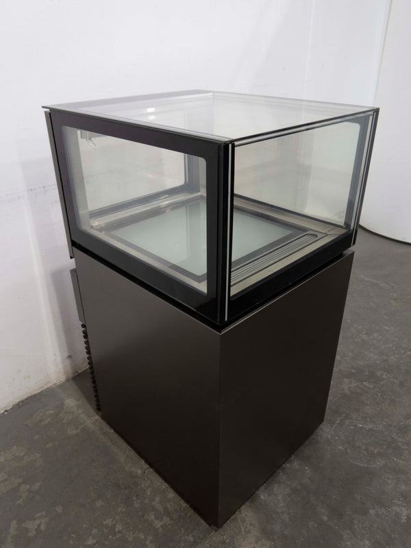 Anvil DSD0001 Single Drawer Showcase