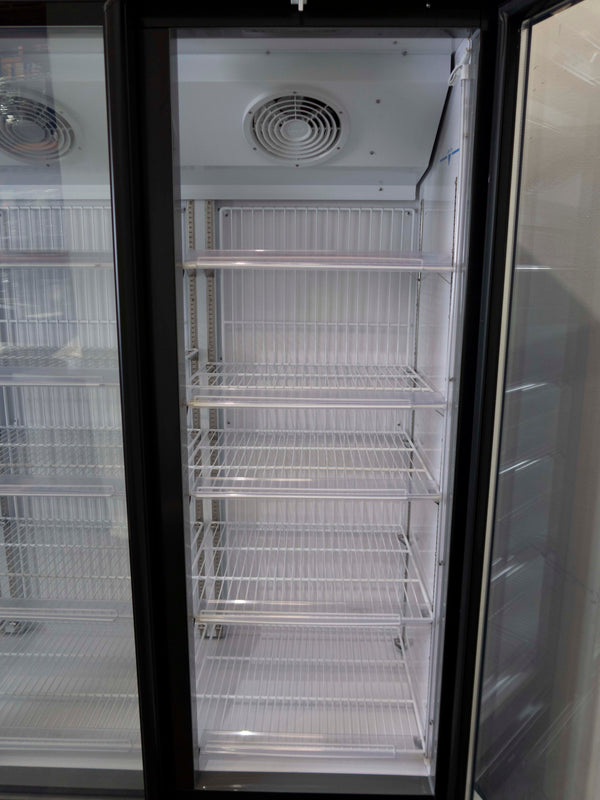 Saltas VNDA1875 Upright Fridge