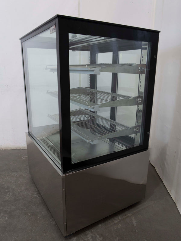 FED SL830V Square Glass Cake Display