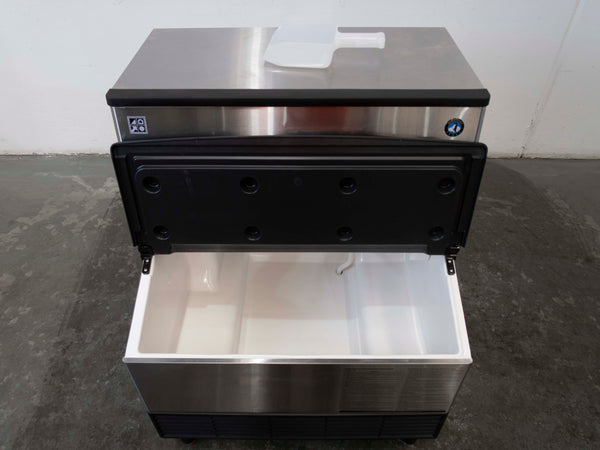 Hoshizaki KM-140B Ice Machine