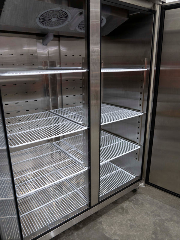 Atosa MBF8002GR Upright Freezer