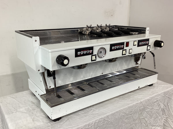 La Marzocco Linea Classic 3 Group Coffee Machine