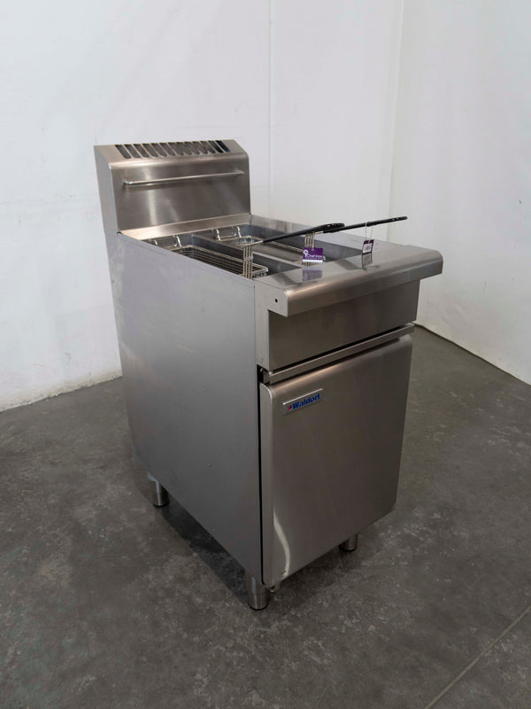 Waldorf FN8226G Split Pan Fryer