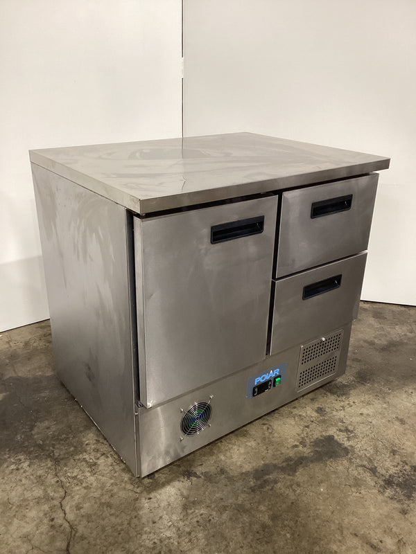 Polar U637-A Undercounter Bench Fridge