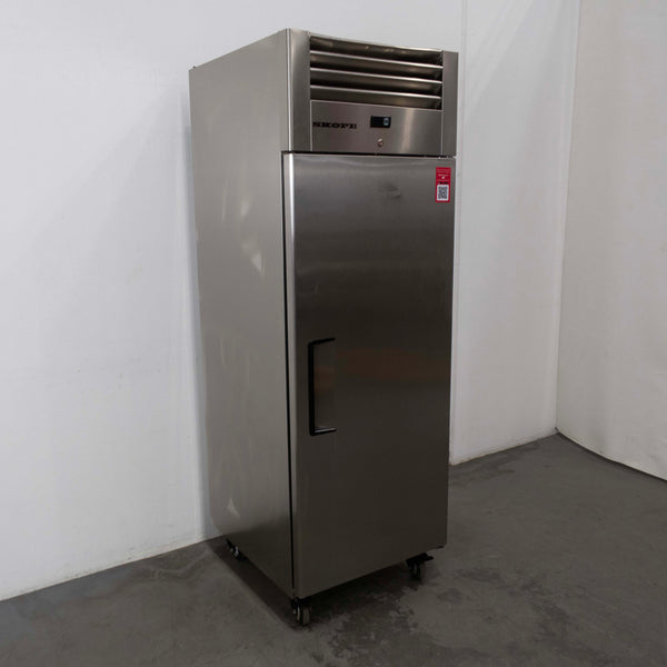Skope RF7.UPR.1.SD Upright Fridge