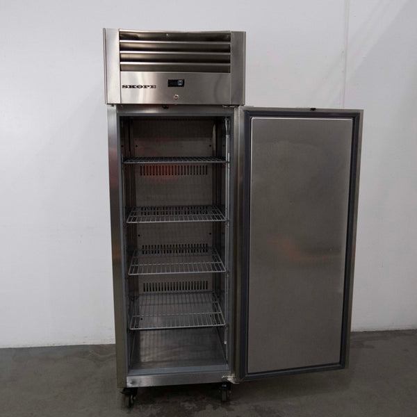 Skope RF7.UPR.1.SD Upright Fridge