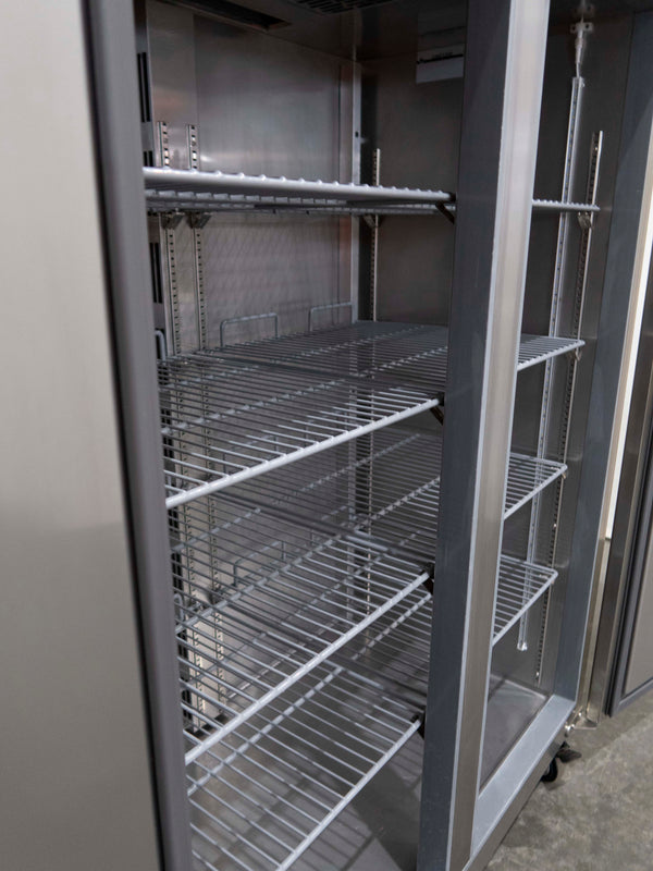 Skope RF7.UPF.2.SD Upright Freezer