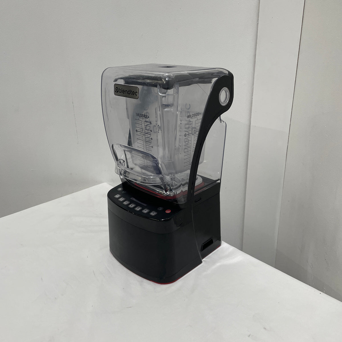 Blendtec CQB1 Blender with Sound Barrier SilverChef
