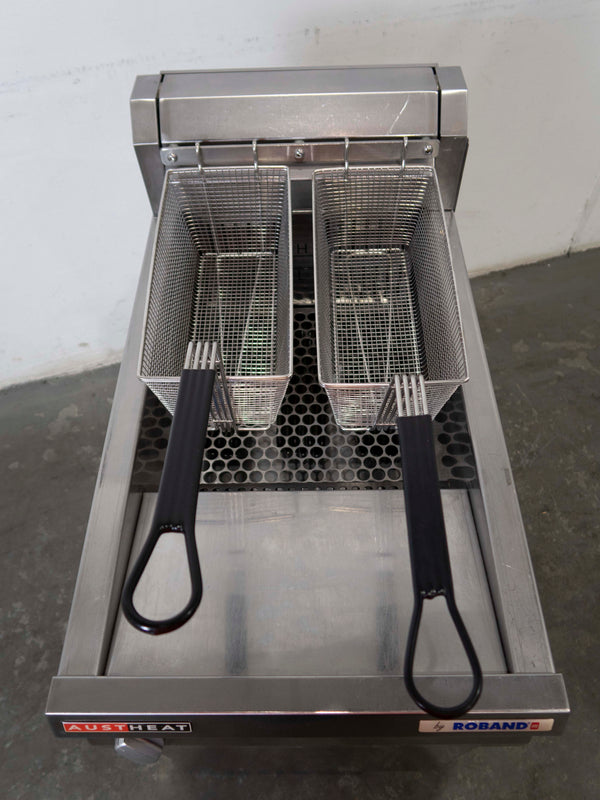 Austheat AF812 Fryer