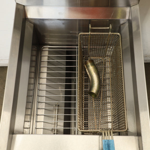 Waldorf FN8118G Fryer
