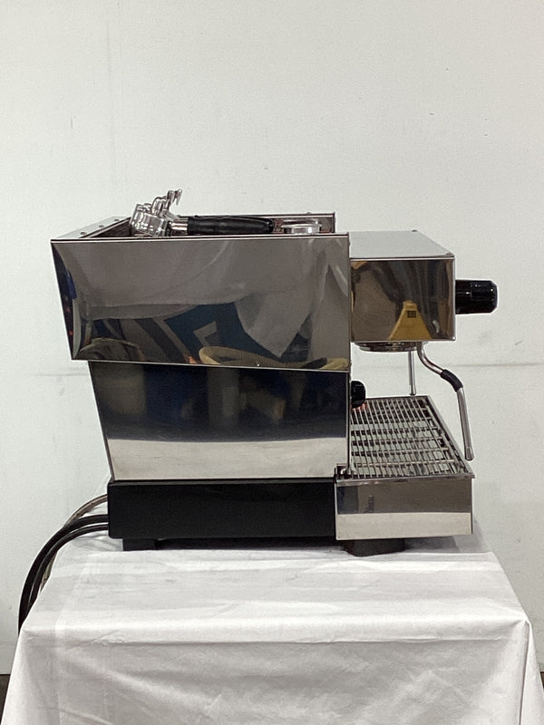 La Marzocco Linea Classic S 2 Group Coffee Machine