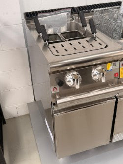 Baron Q70CP/G400 + 7A Gas Pasta Cooker