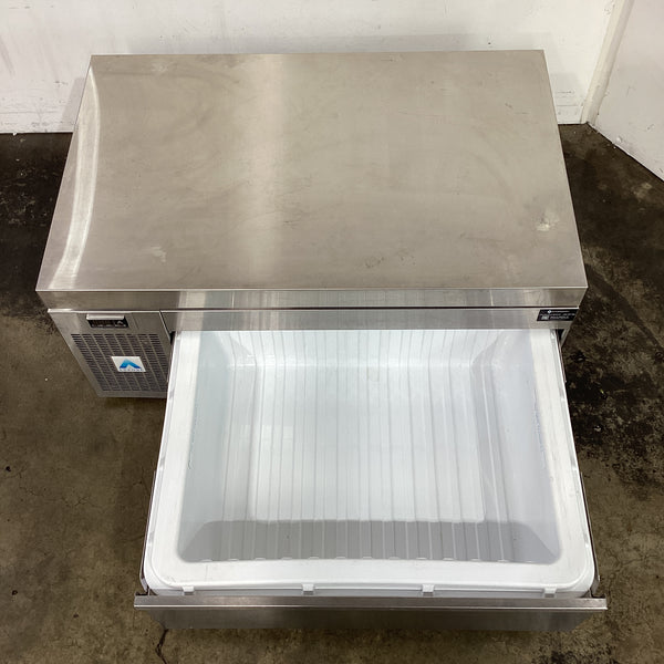 Adande VCSR2V1 Undercounter Fridge