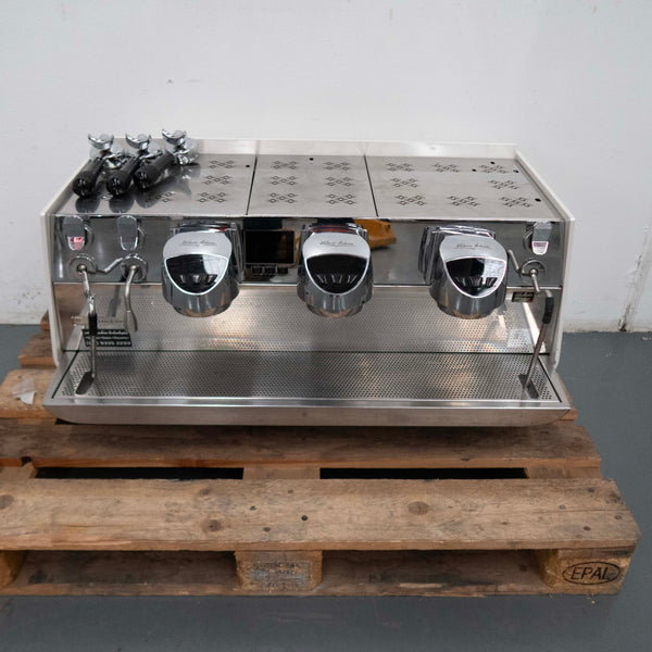 Victoria Anduino EAGLE ONE GR3 3 Group Volumetric Coffee Machine