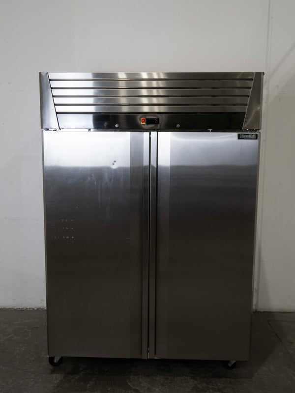 Novachill LPW8U2F Upright Freezer