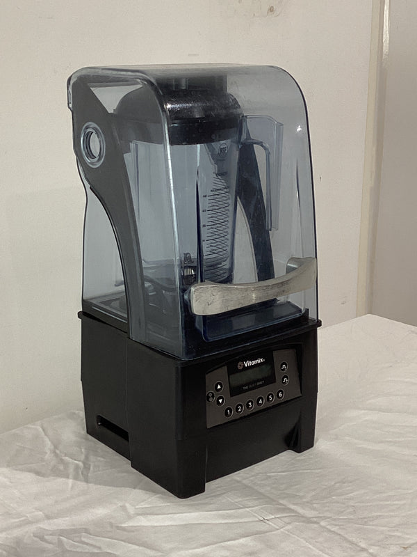 Vitamix VM0149 Blender with Sound Barrier