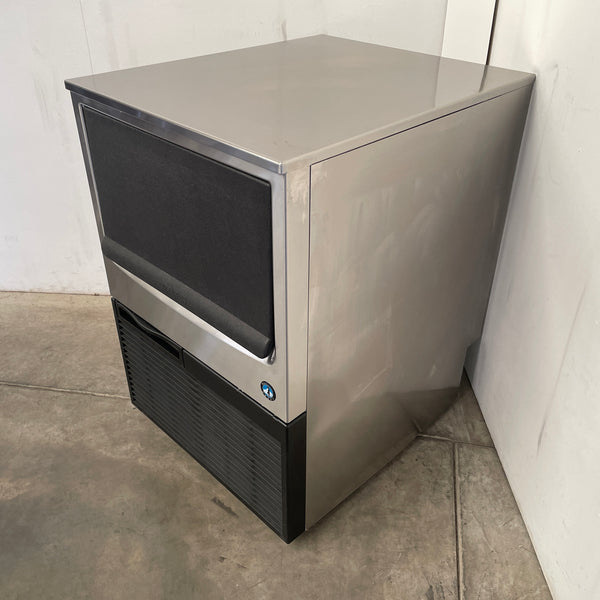 Hoshizaki KM-80B Ice Machine
