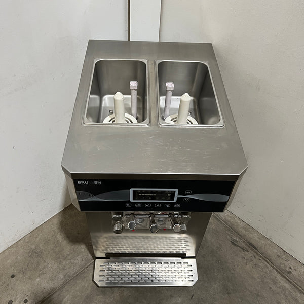 Brullen i26 Pro Gravity Feed Ice Cream Machine