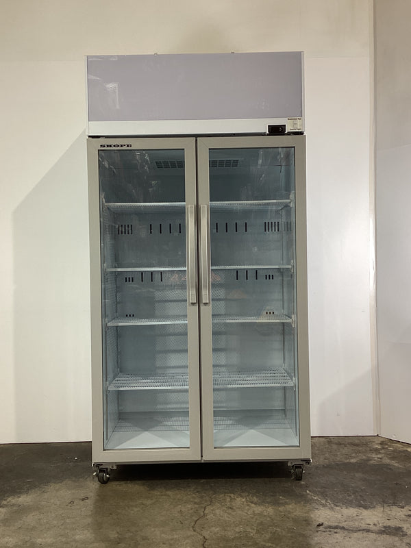 SKOPE TCE1000N Upright Fridge