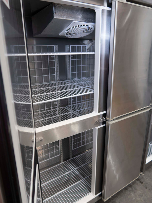 Artisan M1623 Upright Freezer