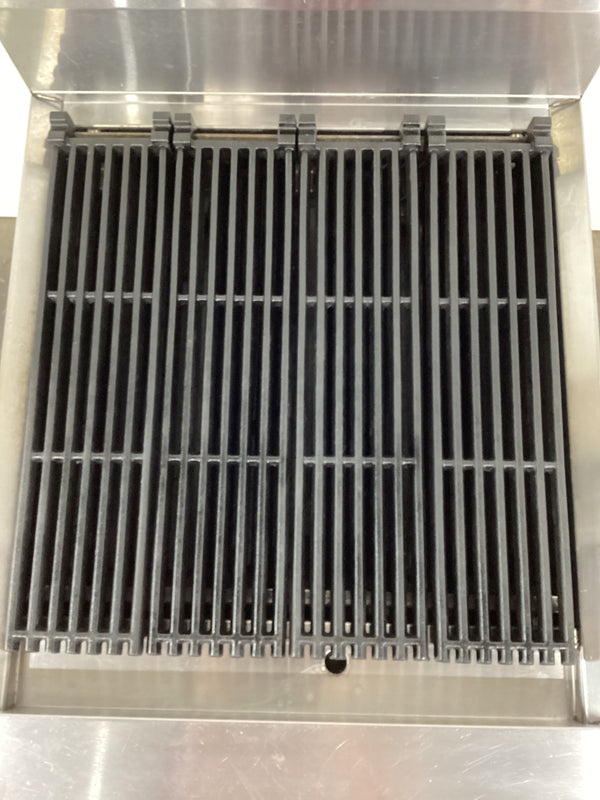 Cobra CB6 Char Grill