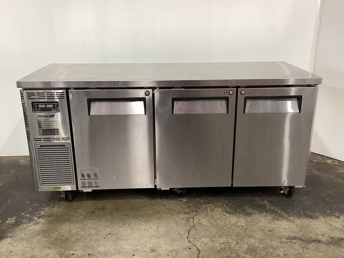 Turbo Air KURF183N Undercounter Fridge/Freezer SilverChef