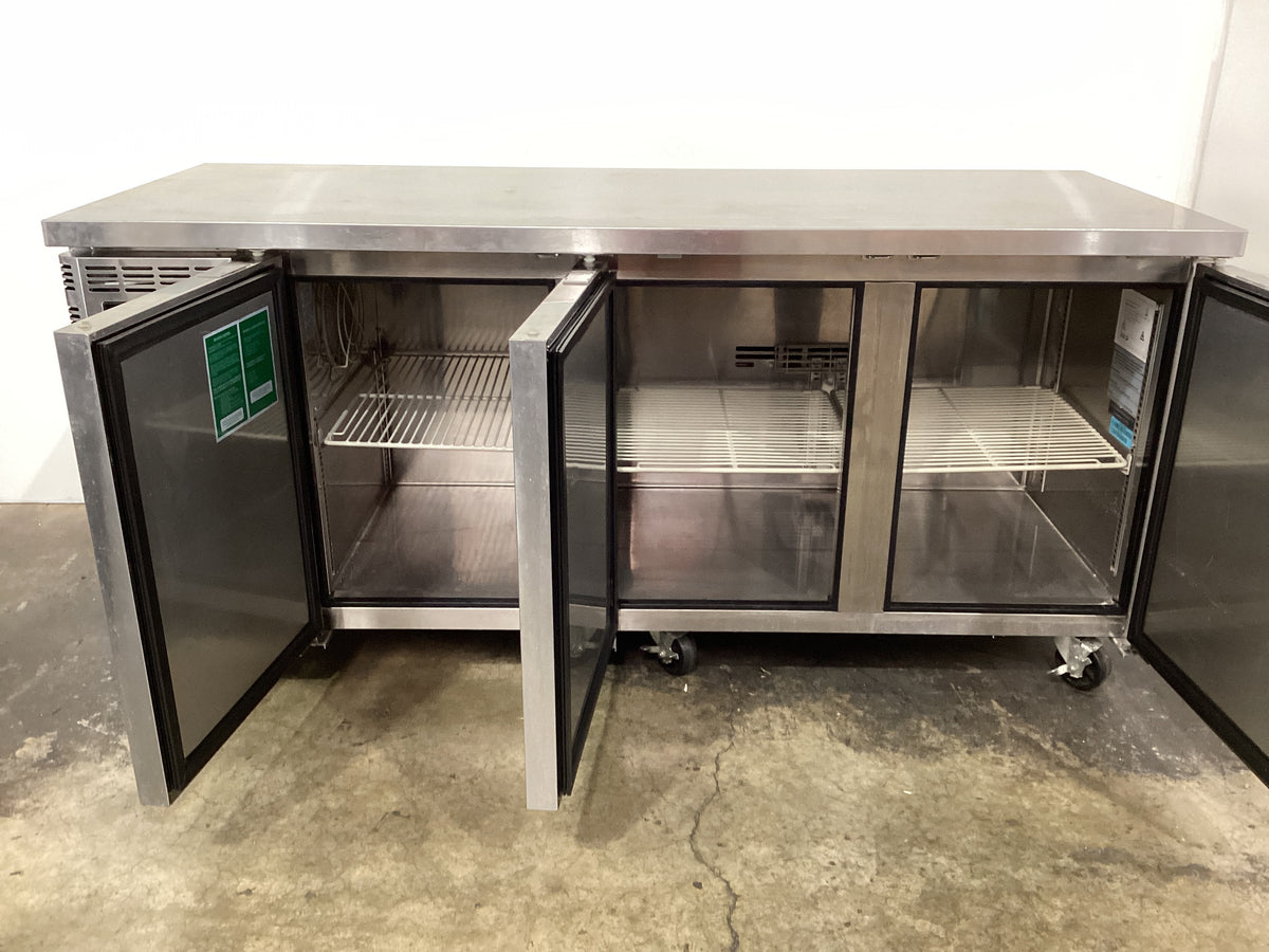 Turbo Air KURF183N Undercounter Fridge/Freezer SilverChef
