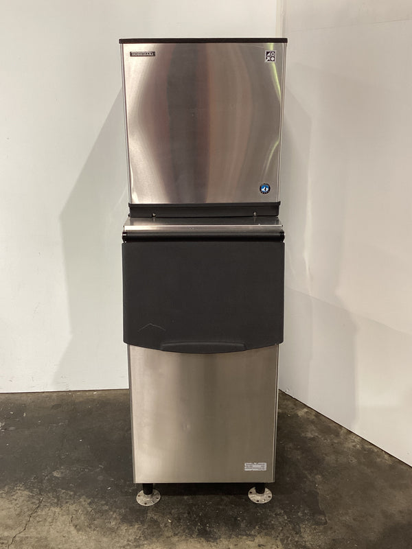 Hoshizaki KMD-270AB Ice Machine + B-301SA Storage Bin