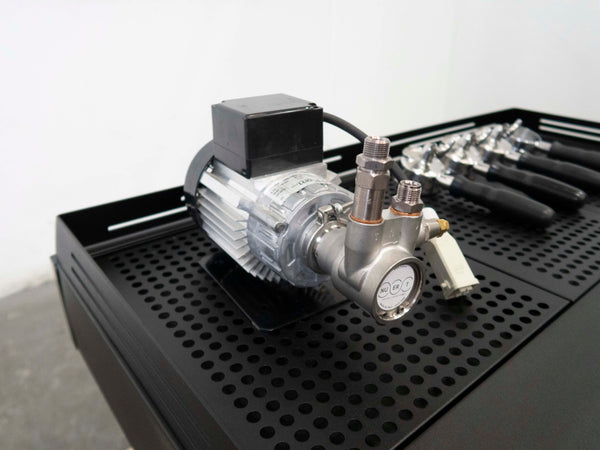 La Marzocco Linea PB 3AV 3 Group Coffee Machine