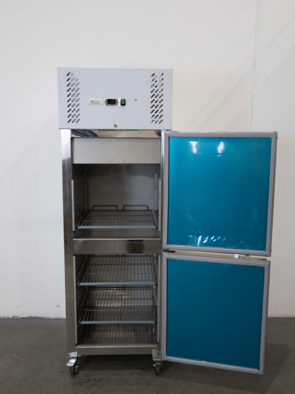 FED-X XURF600S1V Upright Freezer