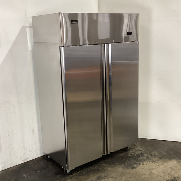 Atosa YBF9219 Upright Freezer
