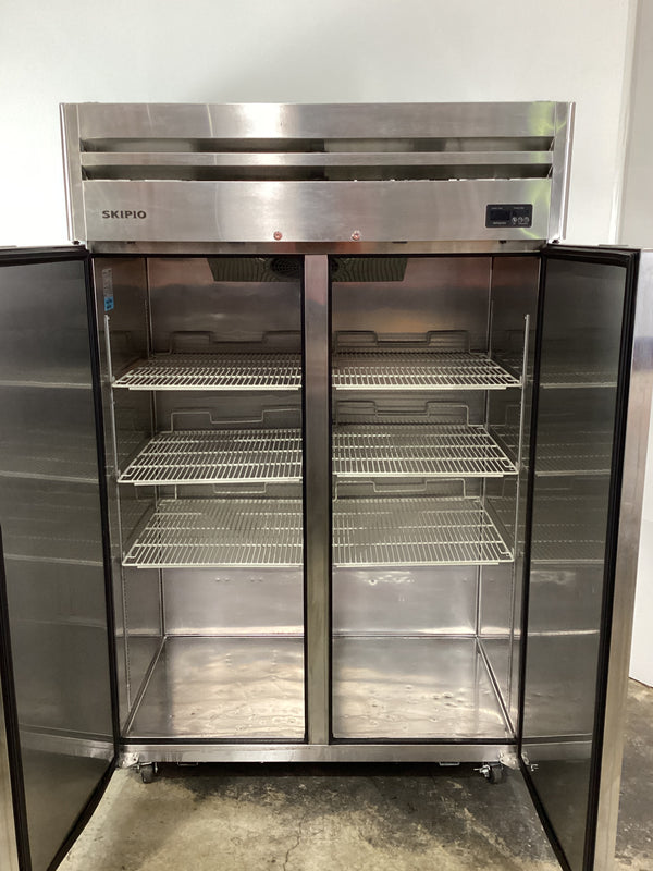Skipio SRT45-2 Upright Fridge
