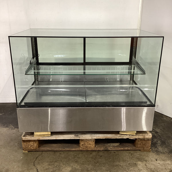 Festive Avon ACCH12 Compact Chilled Display