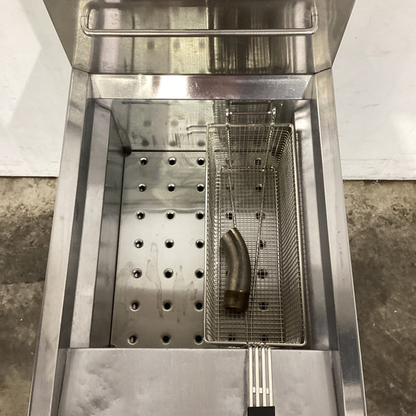 Waldorf FN8118G Fryer