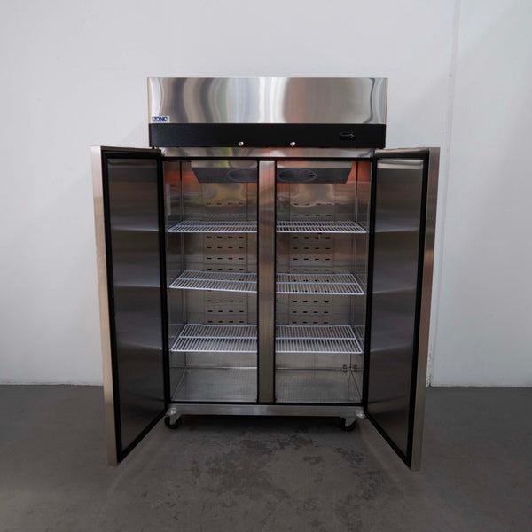 Jono JUMD1000S Upright Fridge