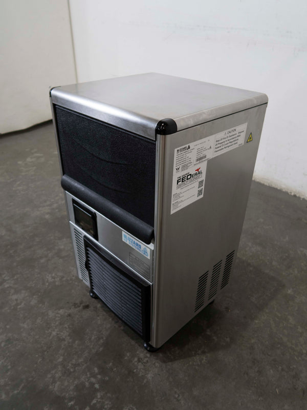 Blizzard SN-31A Ice Machine