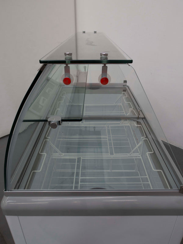FED SD-450S Gelato Display