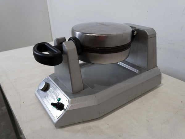 Waring WW180XCE Single Belgian Waffle Maker