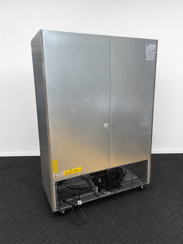 Polar GD880-A-02 Upright Freezer