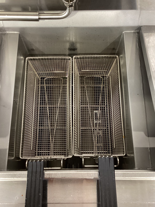 Henny Penny OFG-323 Fryer