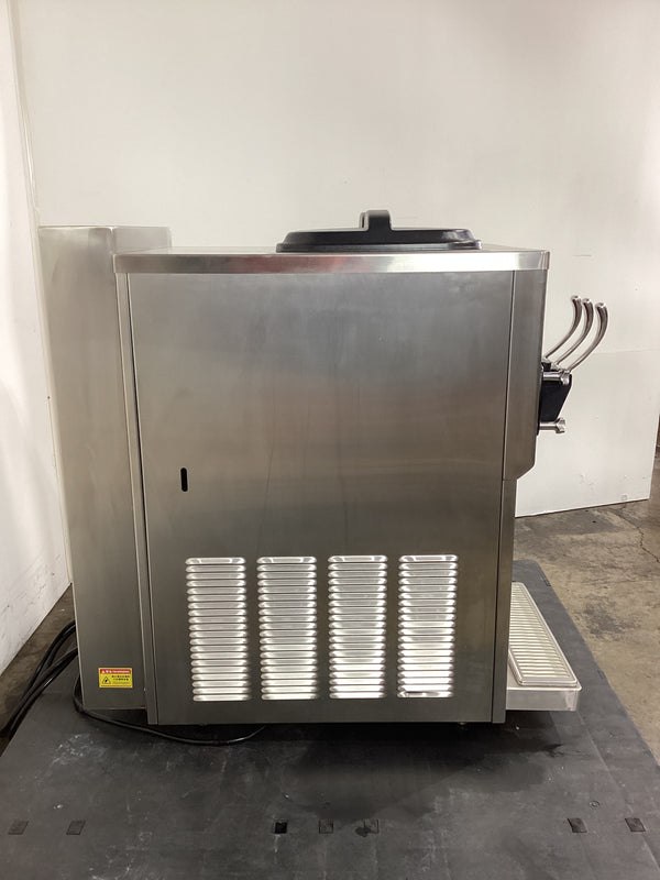 Pasmo Pascal S121 Ice Cream Machine