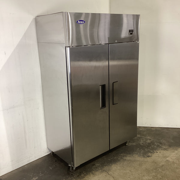 Atosa YBF9218 Upright Fridge