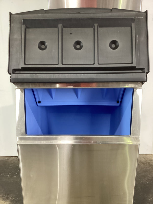 Hoshizaki KMD-270AB Ice Machine with Ice Bin