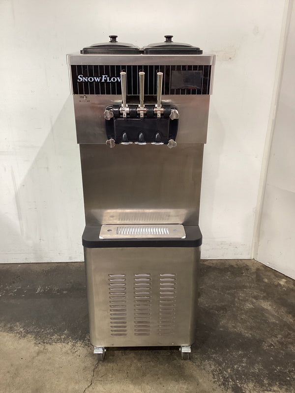 Snowflow CF8240G Soft Serve Machine