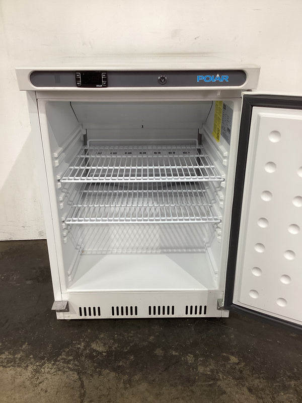 Polar CD610-A-03 Undercounter Bar Fridge